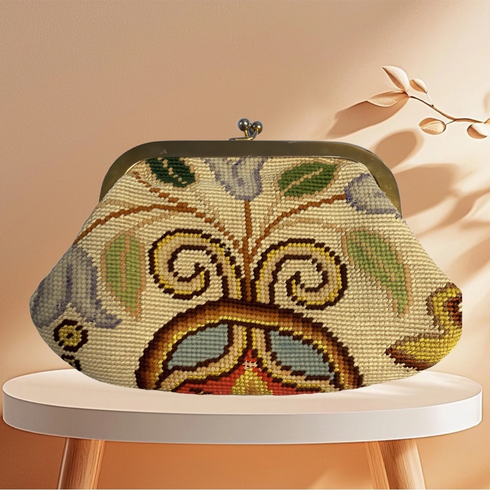 Vintage Neiman Marcus Artistic Multicolor Clutch*